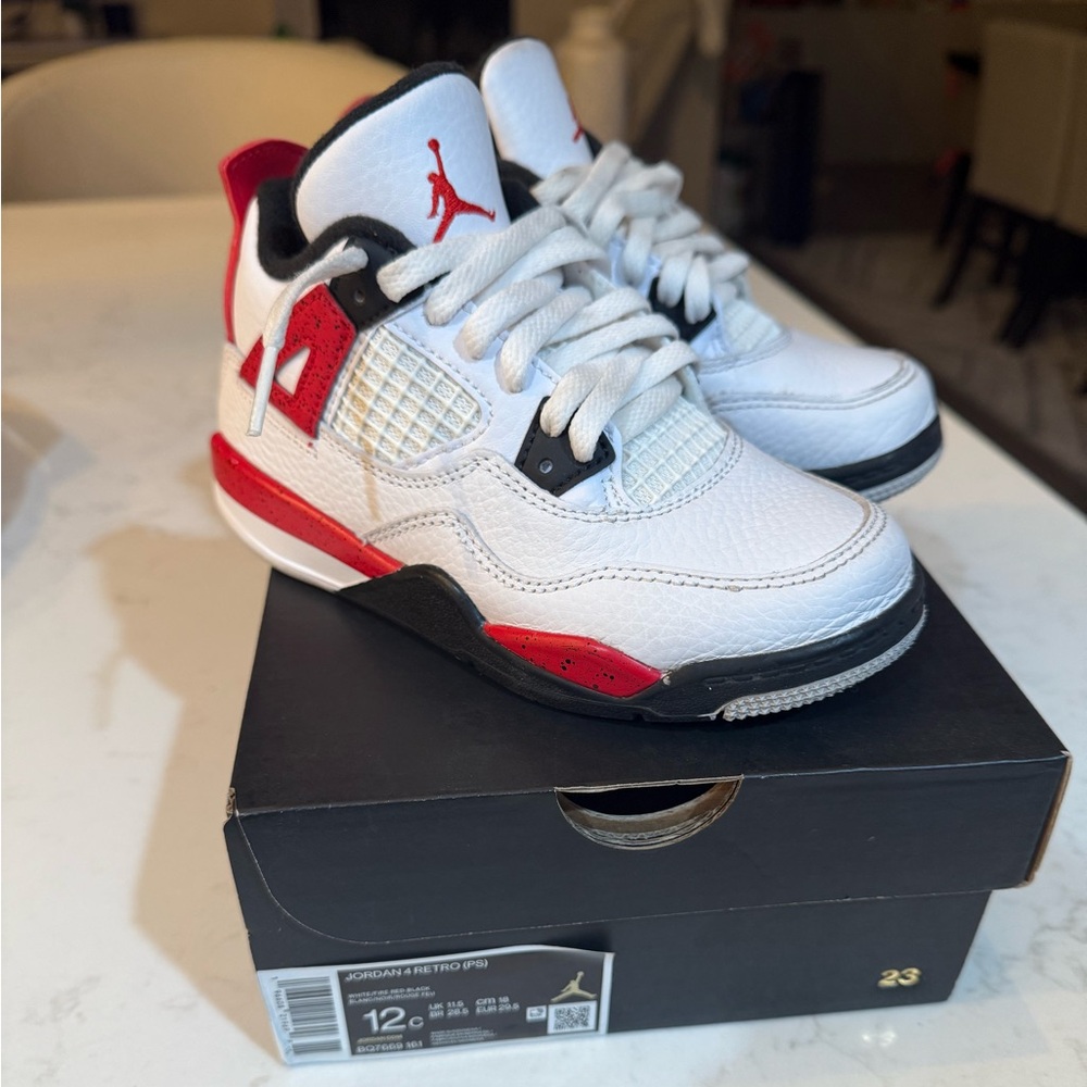 Kids Nike shoes. Never worn